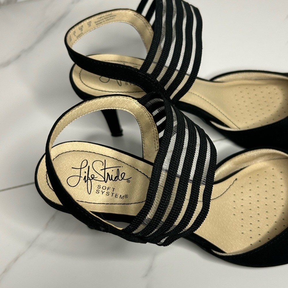 Life Stride Black Heels with White Striped Straps Size 8 - Picture 8 of 8